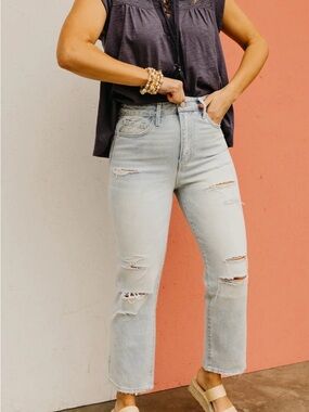 VERVET Light Wash Distressed High-Rise Straight Jeans - Women